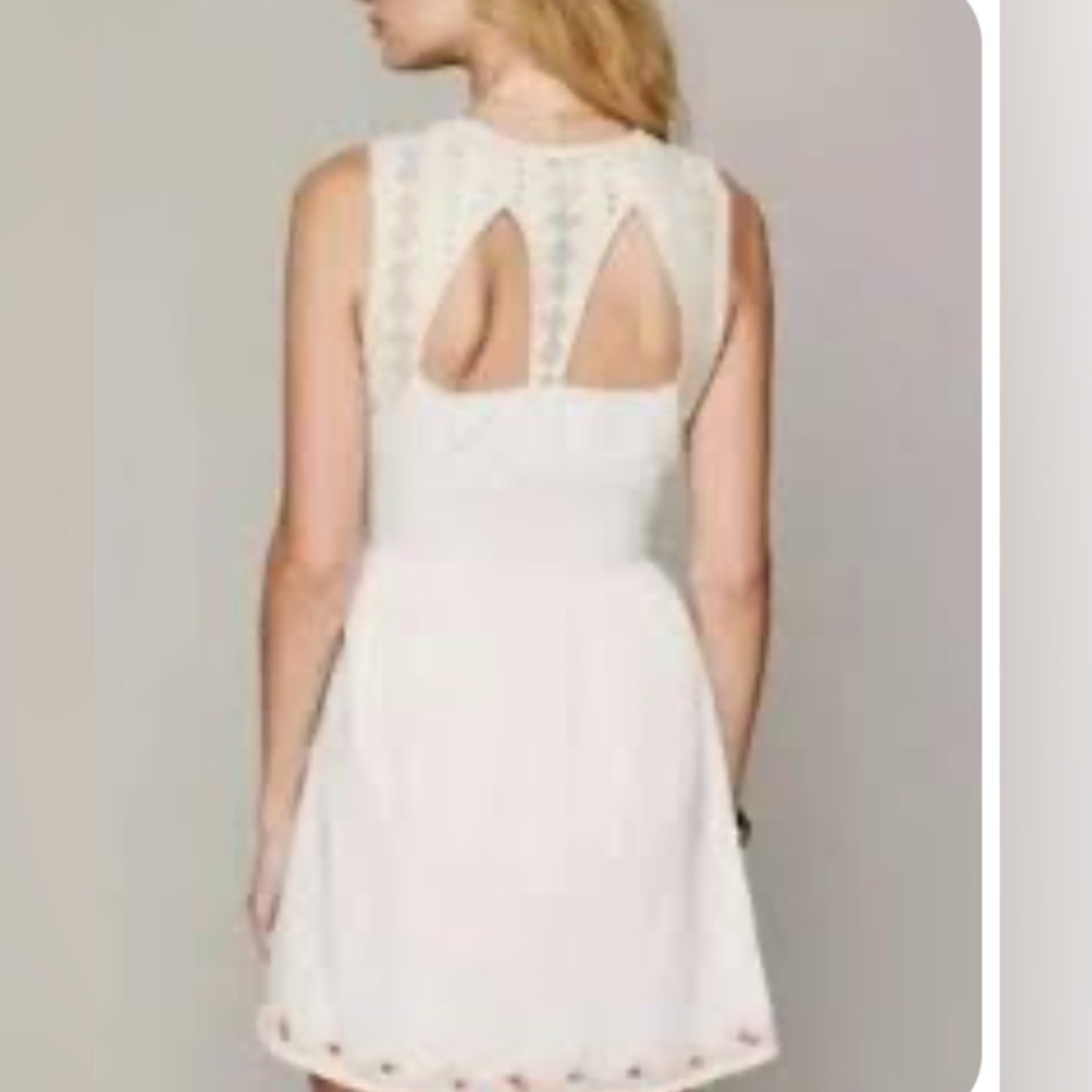 Free People Water Lily mirror mini dress crochet size 2 lined - Picture 2 of 11